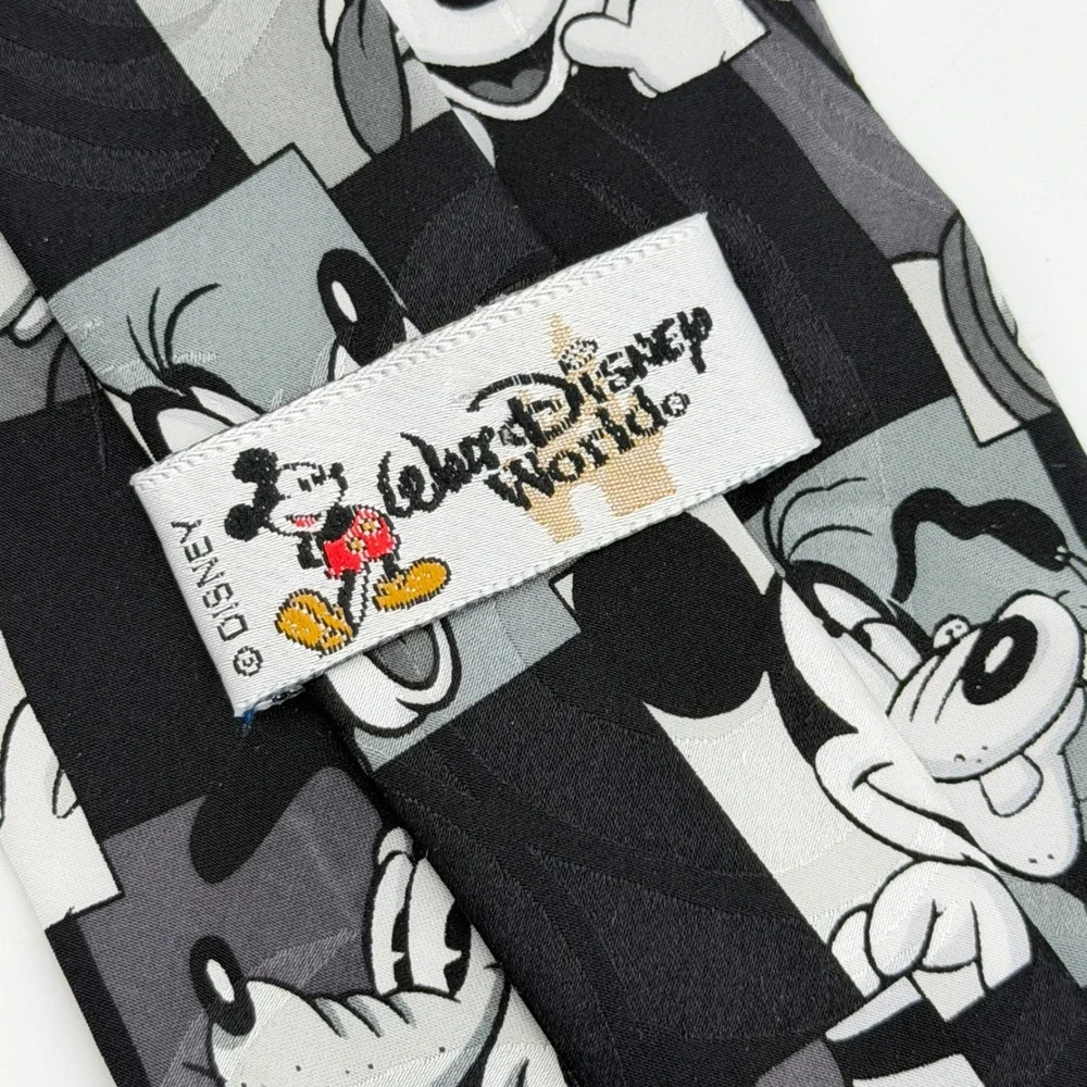 Walt Disney World Mens Silk Tie Mickey Mouse Donald Goofy Pluto Black Gray